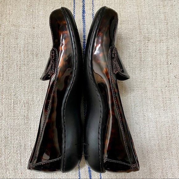 CLARKS Tortoise Loafers - Picture 7 of 7